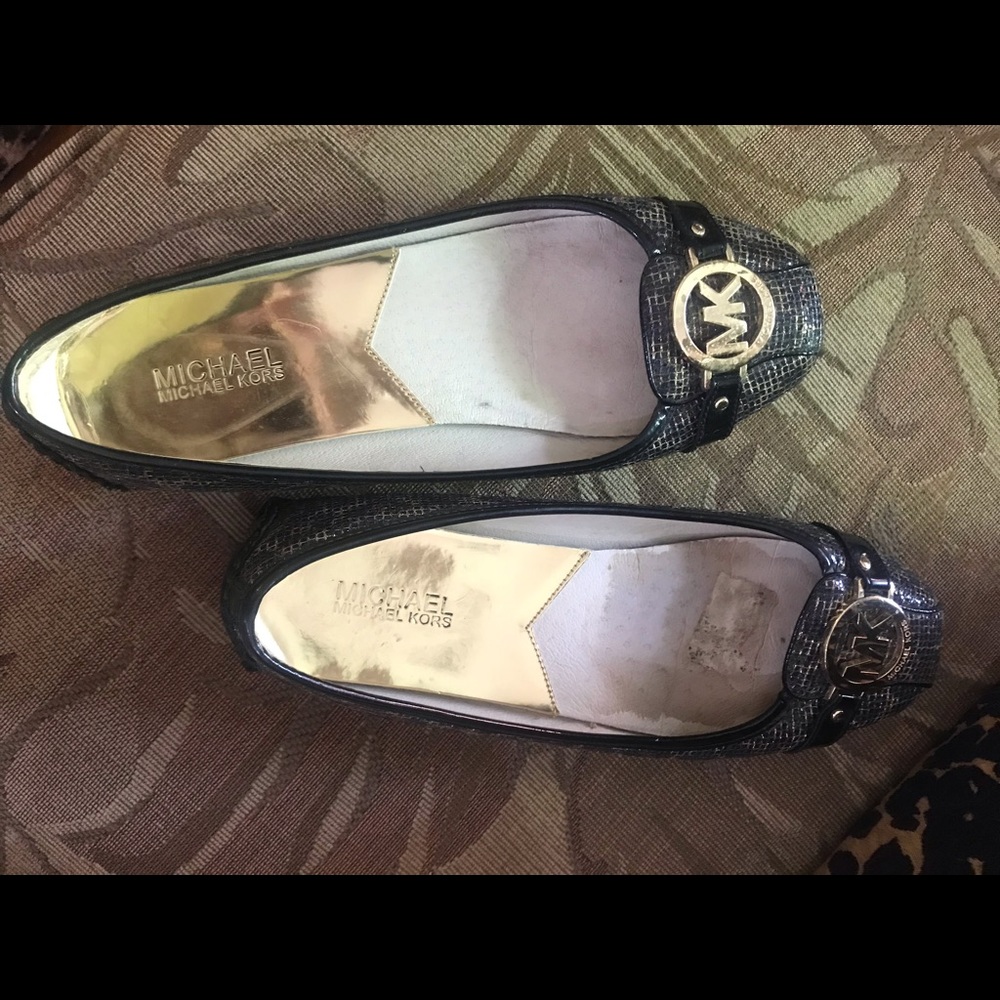 MICHAEL KORS just SIZE 10 Black & Gold flats